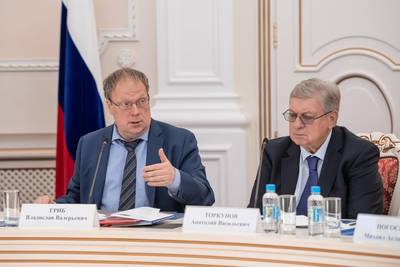 В Минобрнауки обсудили изменения правил приема в вузы фото 8